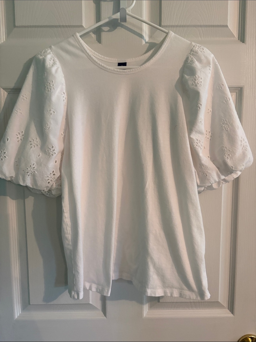 Old Navy White Puff Sleeve Eyelet Knit Top
